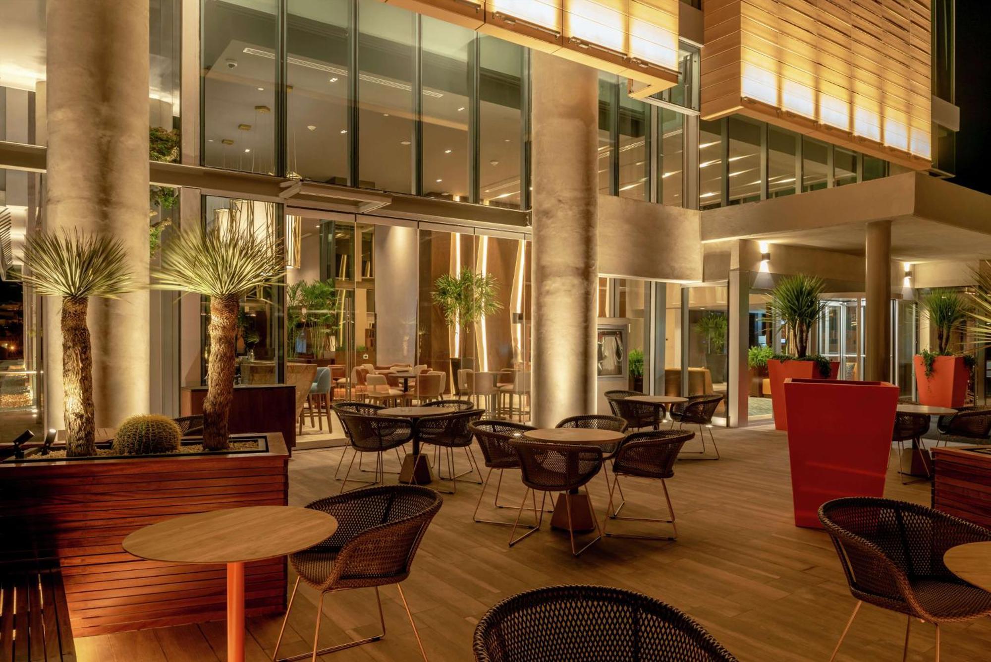 Hilton Garden